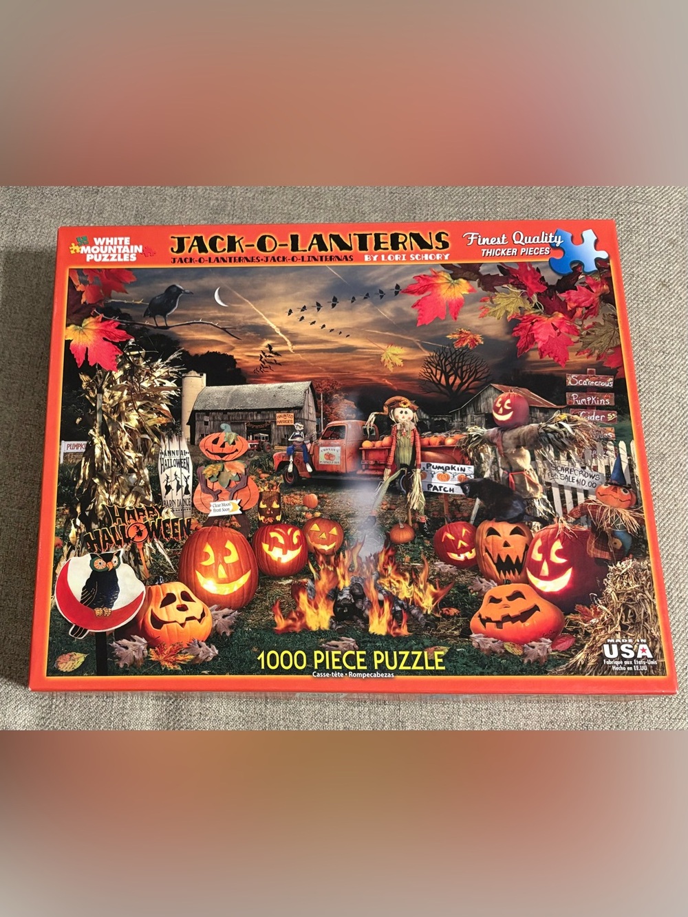 White Mountain "Jack-o-Lanterns"
2014 Jigsaw Puzzle, Complete, 1000
Pieces #1120
